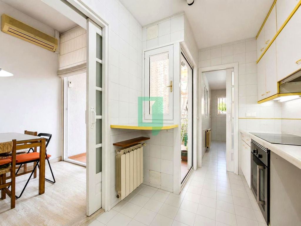Luxury House for sale in Badalona, 675 000 €, Photo 6