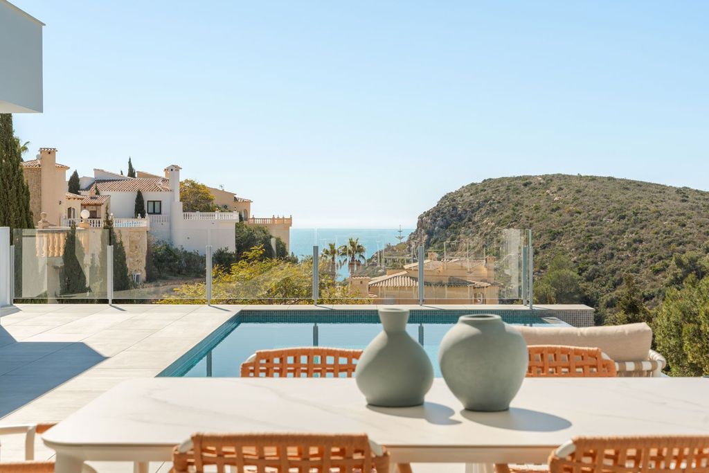 Luxury House for sale in Benitachell, 1 300 000 €, Photo 3