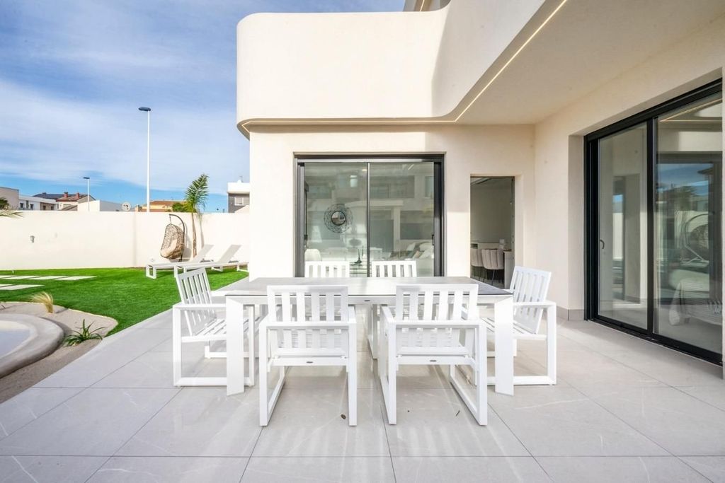 Luxury House for sale in Torre-Pacheco, 415 950 €, Photo 4