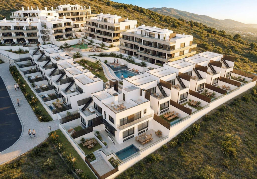 Luxury Apartment for sale in La Línea de La Concepción, 494 000 €, Photo 7