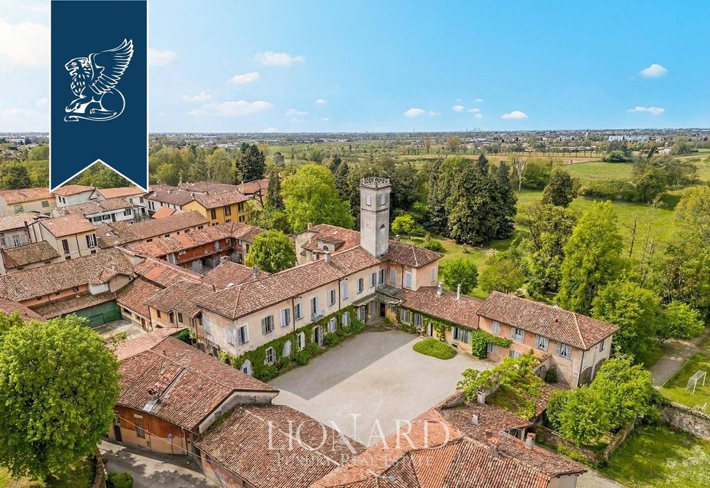 Luxury Apartment for sale in Inzago, 3 700 000 €, Photo 1