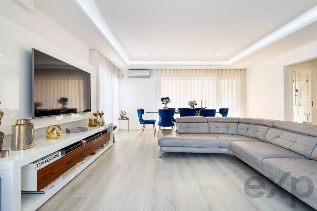 Maison de luxe à vendre à Charneca de Caparica, 780 000 €, Photo 3