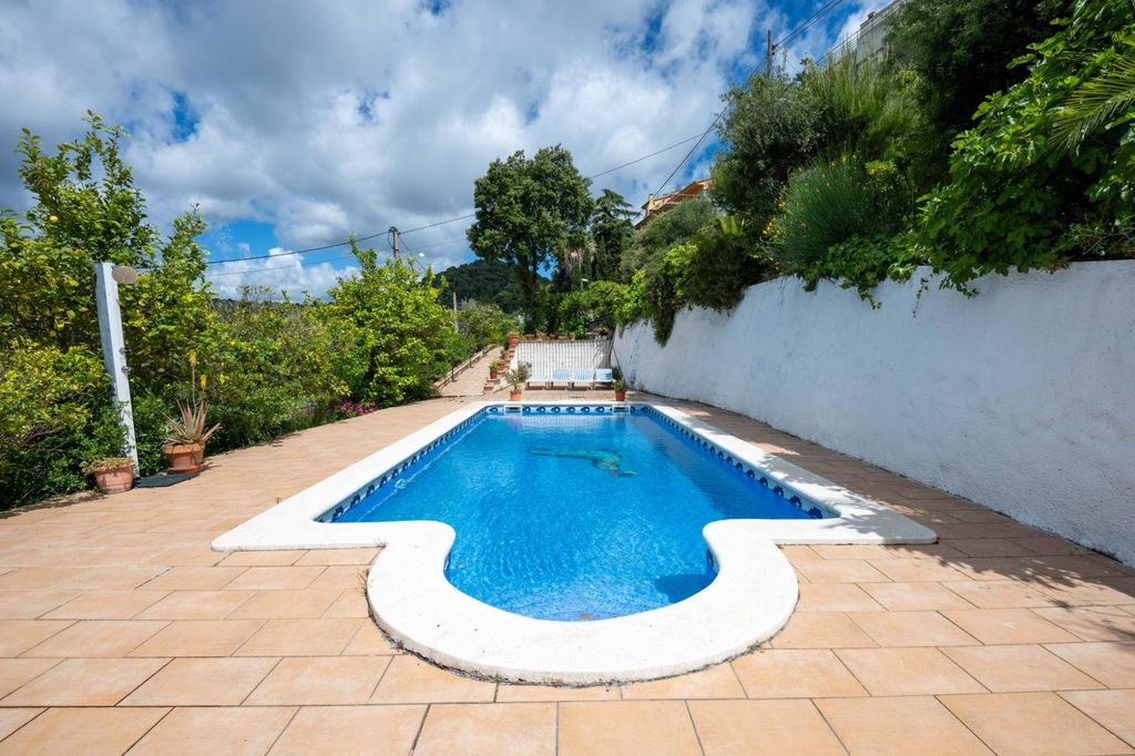 Maison de luxe à vendre à Santa Susanna, 450 000 €, Photo 2