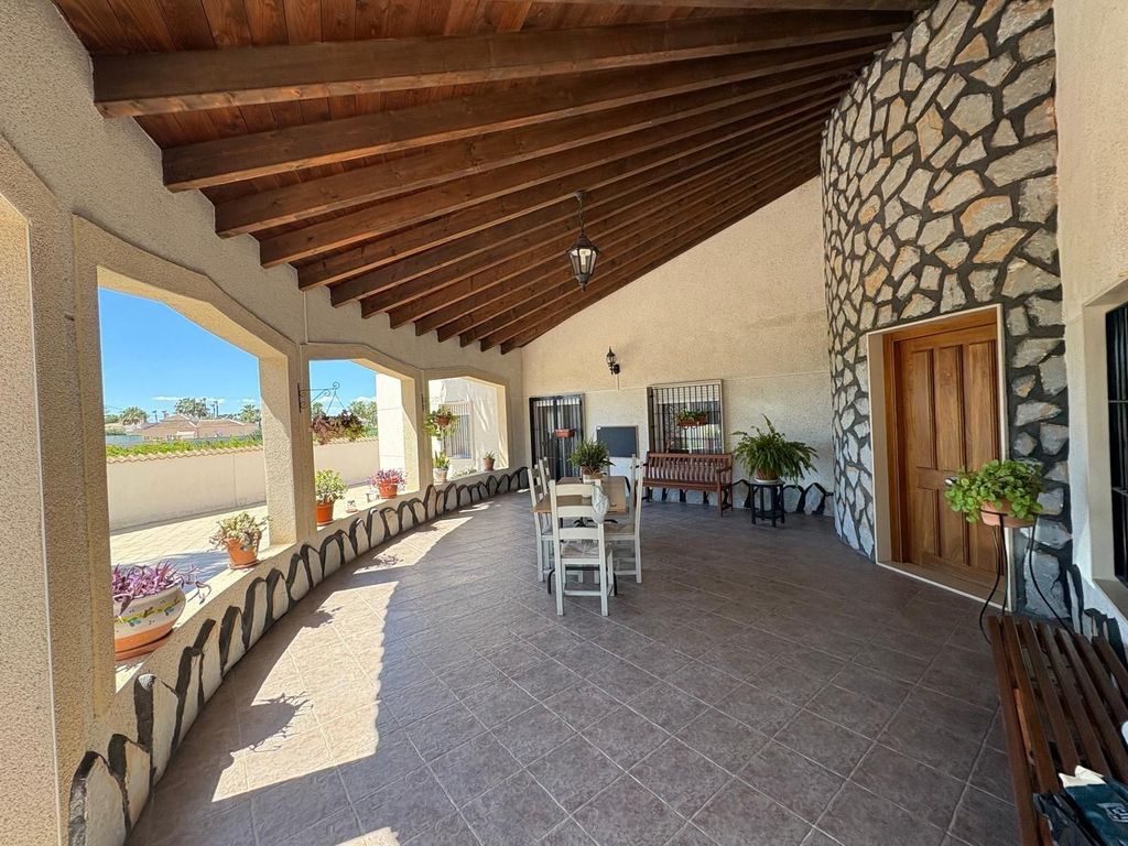 Maison de luxe à vendre à Catral, 470 000 €, Photo 3