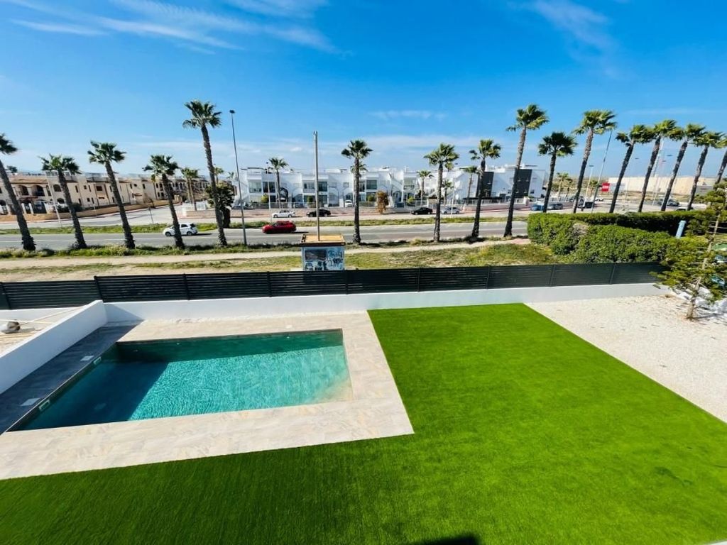 Maison de luxe à vendre à Torrevieja, 1 200 000 €, Photo 3