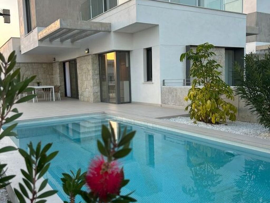Maison de luxe à vendre à Finestrat, 895 000 €, Photo 1
