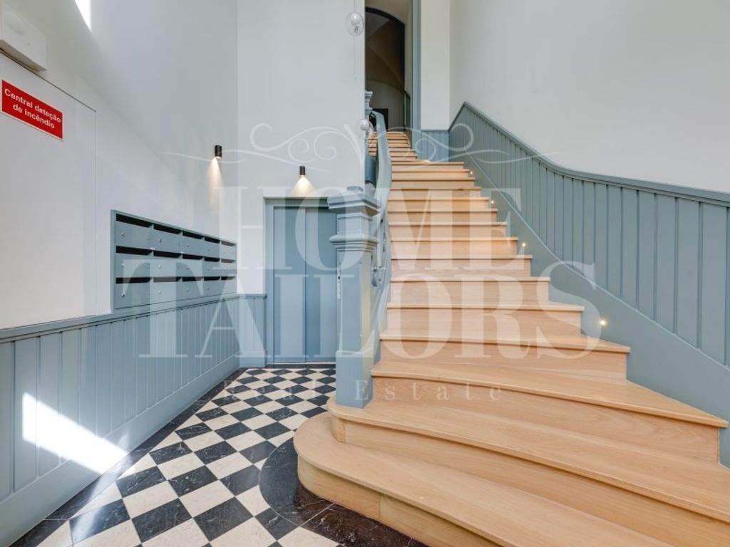 Luxury Apartment for sale in Lisbon, 1 400 000 €, Photo 2