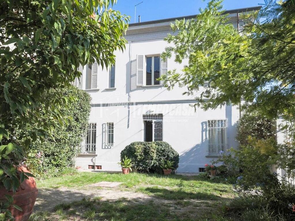 Luxury Apartment for sale in Rimini, 1 600 000 €, Photo 3