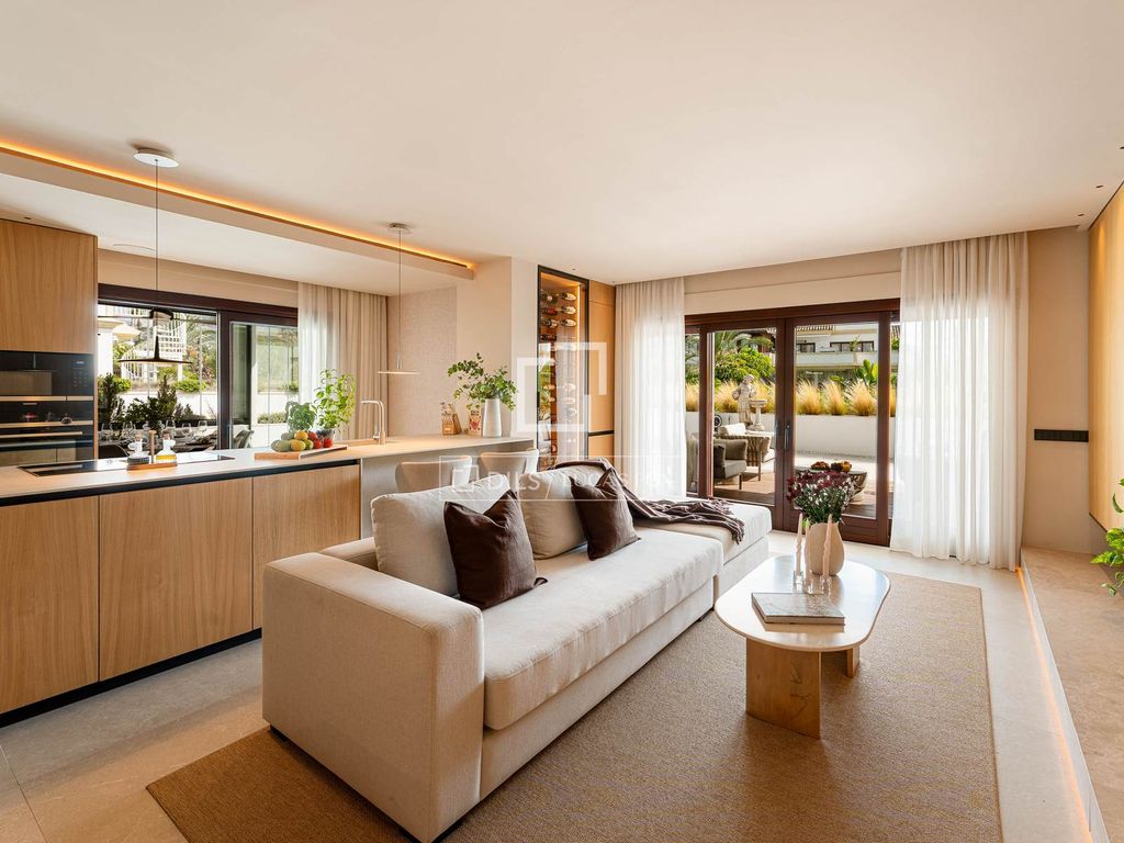 Luxury Apartment for sale in Marbella, 1 995 000 €, Photo 4