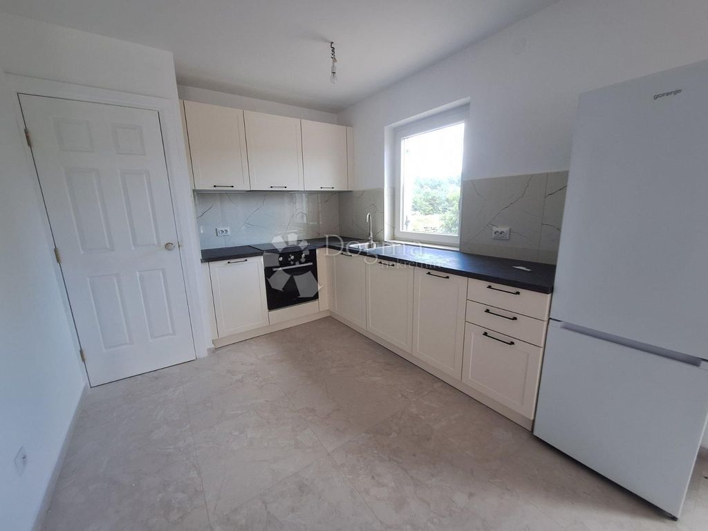 Maison de luxe à vendre à Krk, 650 000 €, Photo 2
