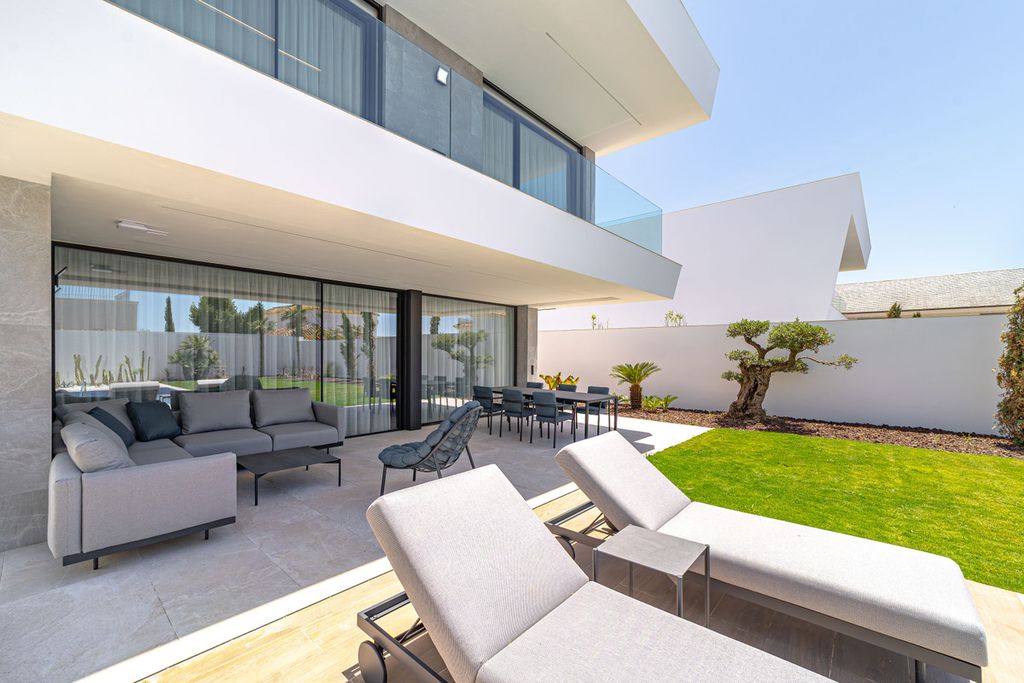 Luxury House for sale in Marbella, 2 695 000 €, Photo 3