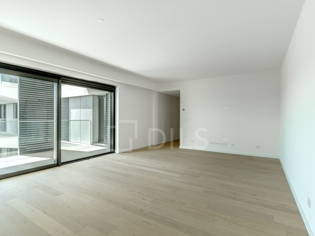 Luxury Apartment for sale in Lisbon, 976 000 €, Photo 4
