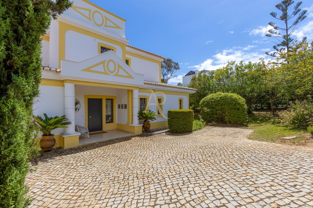 Luxury House for sale in Portimão, 1 360 000 €, Photo 4