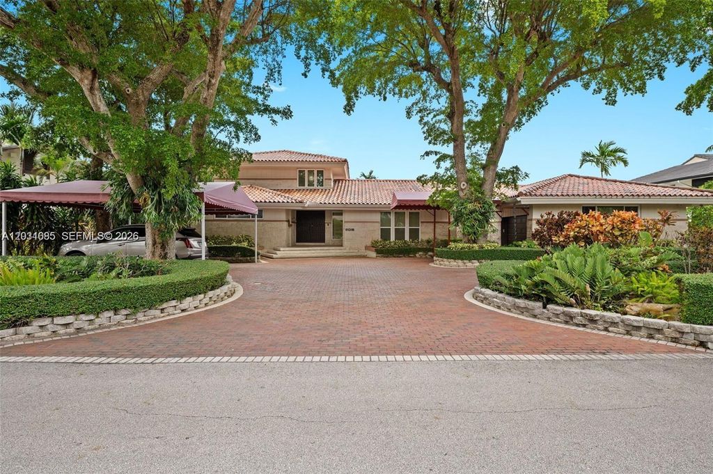 Luxury House for sale in North Miami, 3 443 697 €, Photo 4