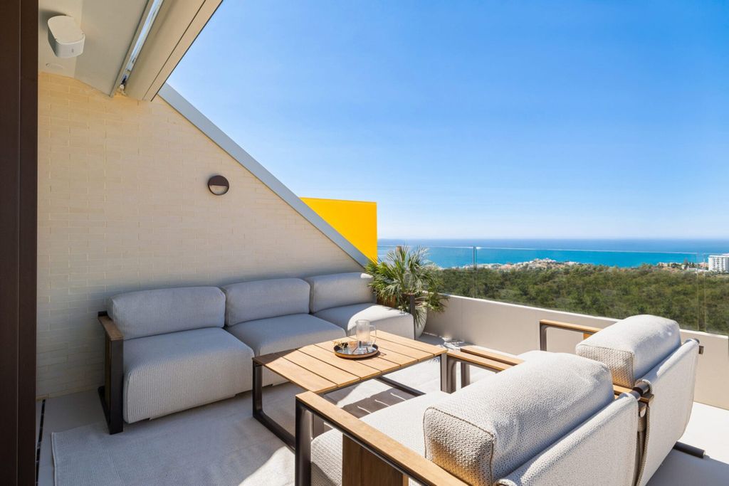 Luxury Apartment for sale in Fuengirola, 695 000 €, Photo 7