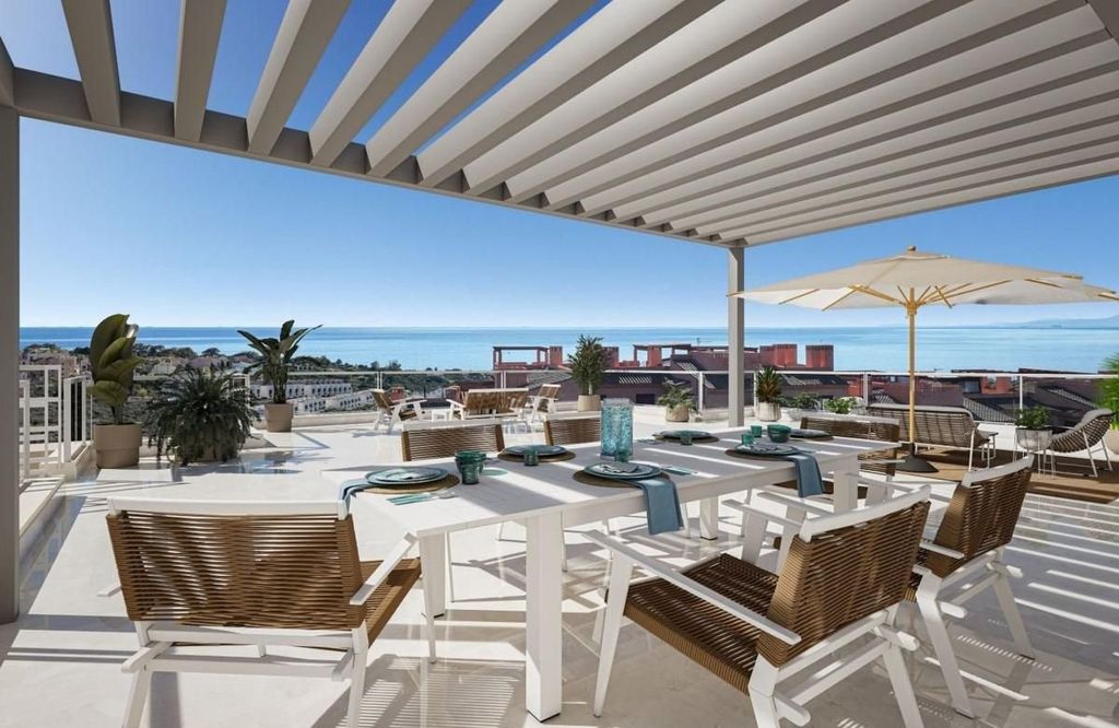 Luxury Apartment for sale in Manilva, 530 000 €, Photo 1