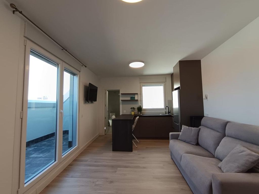 Luxury Apartment for sale in Alcalá de Henares, 498 000 €, Photo 1