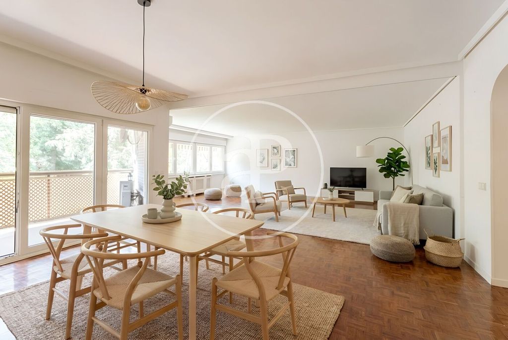Luxury Apartment for sale in Madrid, 1 350 000 €, Photo 2