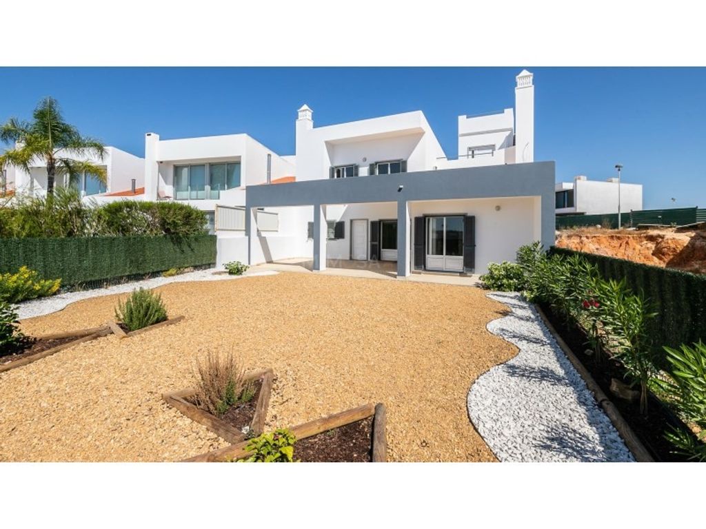 Luxury House for sale in Portimão, 550 000 €, Photo 2