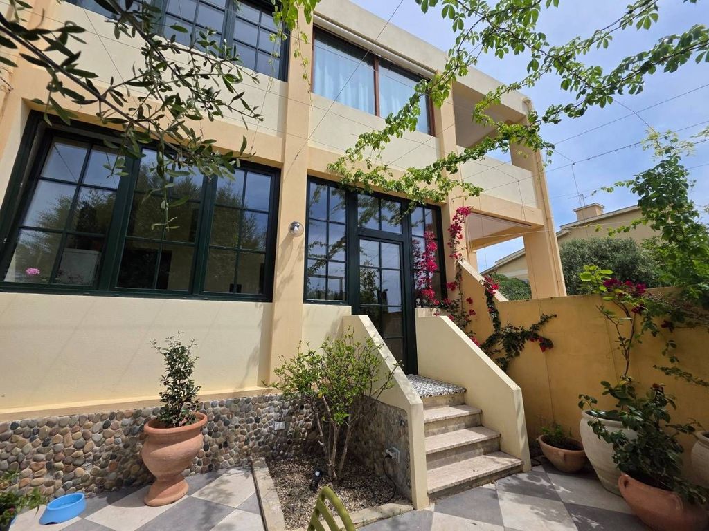 Maison de luxe à vendre à Quartu Sant Elena, 650 000 €, Photo 3