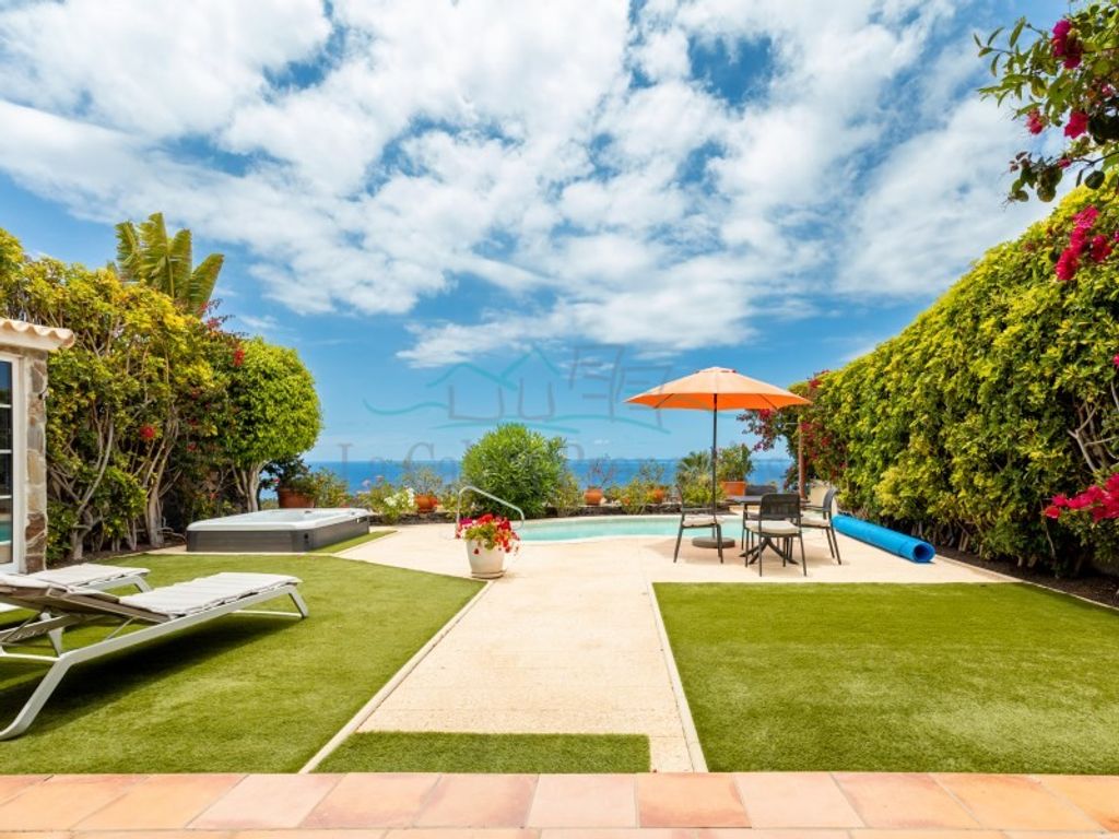 Maison de luxe à vendre à Adeje, 1 680 000 €, Photo 2