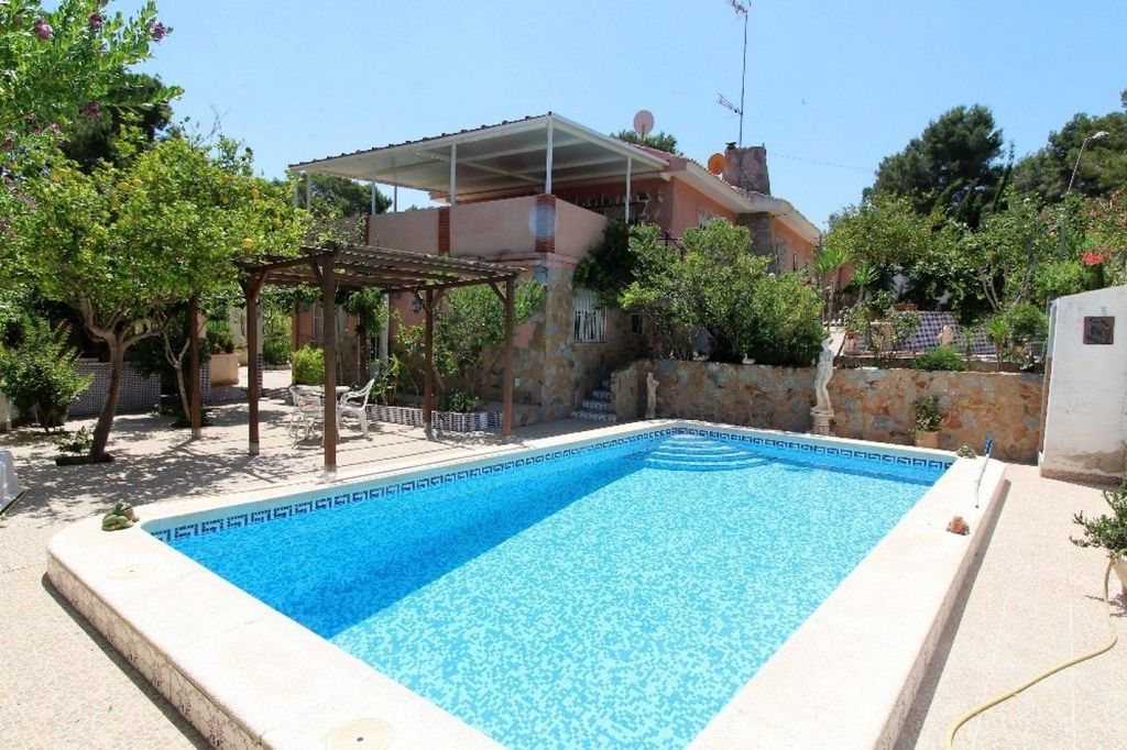 Luxury House for sale in Torrevieja, 470 000 €, Photo 2