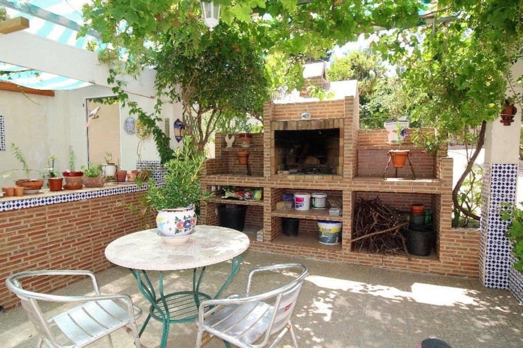 Luxury House for sale in Torrevieja, 470 000 €, Photo 4