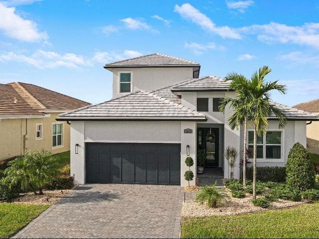 Maison de luxe à vendre à Port Saint Lucie, 737 330 €, Photo 1