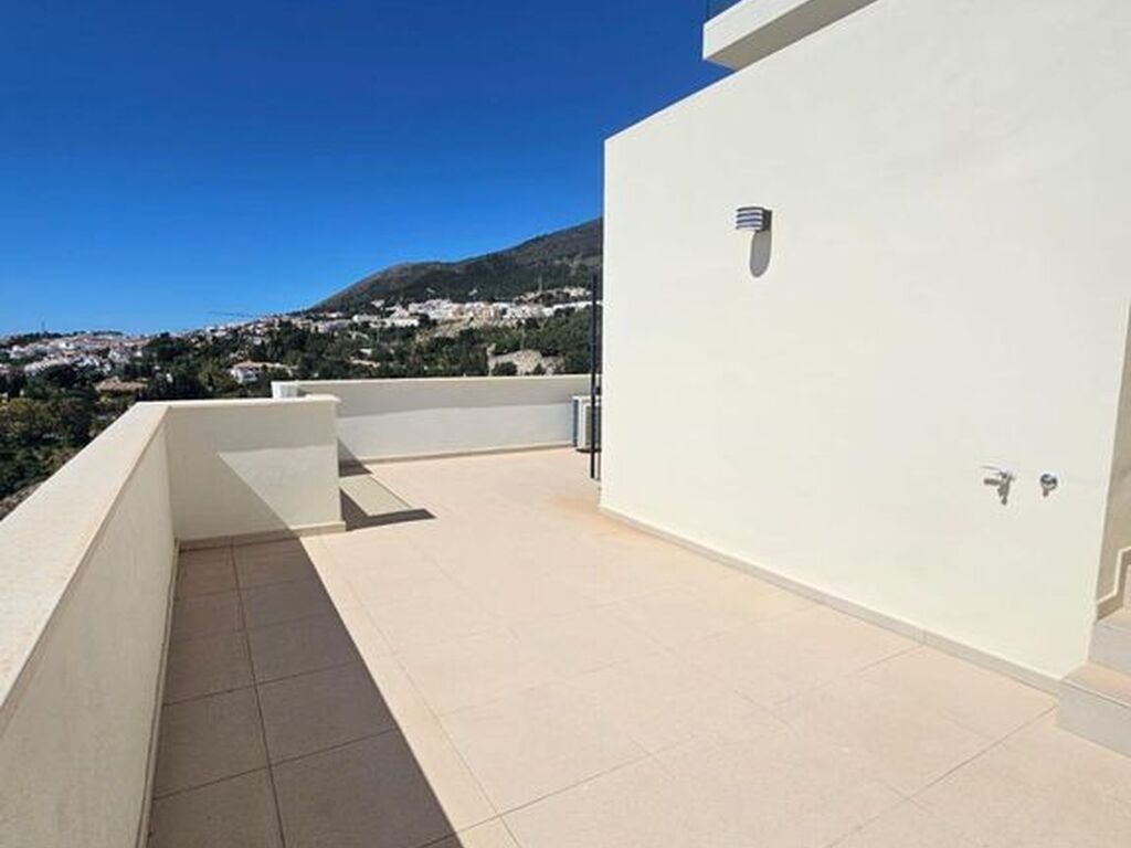 Luxury House for sale in Benalmádena, 700 000 €, Photo 6