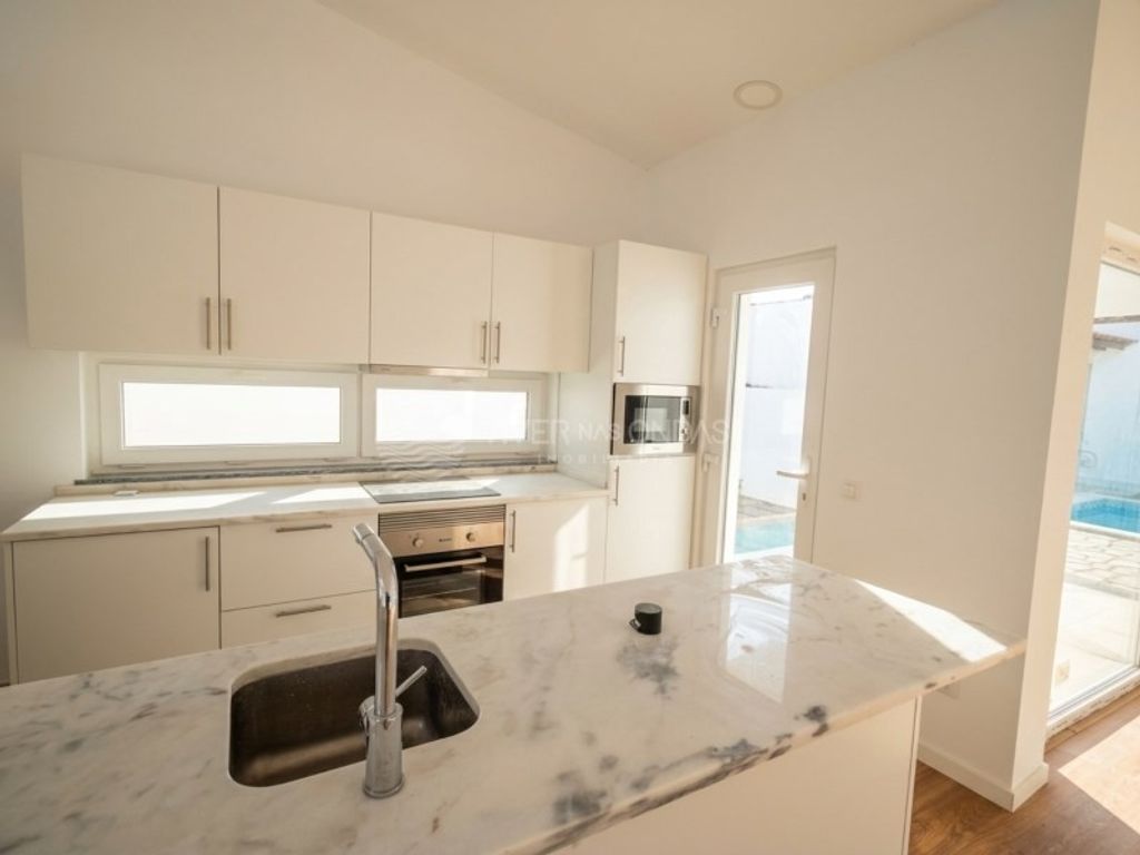 Maison de luxe à vendre à Charneca de Caparica, 650 000 €, Photo 7
