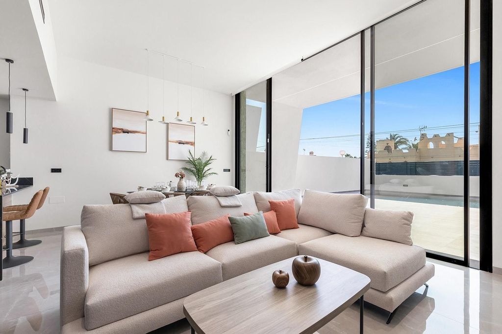 Maison de luxe à vendre à Torrevieja, 700 000 €, Photo 7