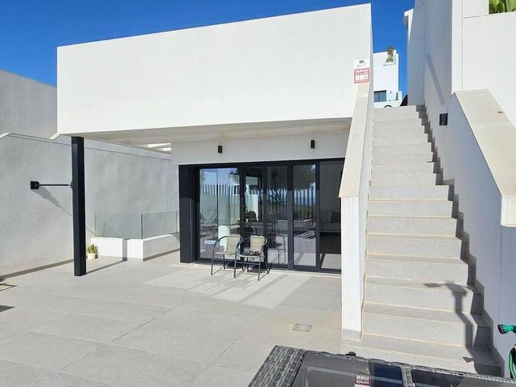Maison de luxe à vendre à Guardamar Del Segura, 569 900 €, Photo 2