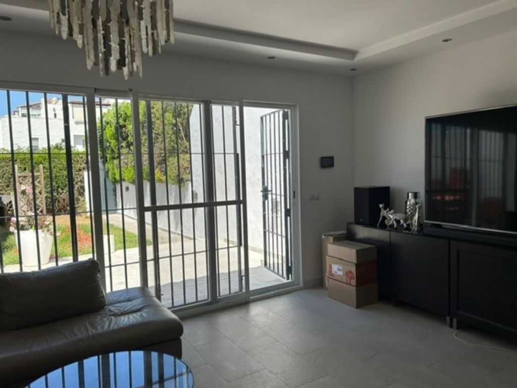 Luxury House for sale in Marbella, 780 000 €, Photo 4