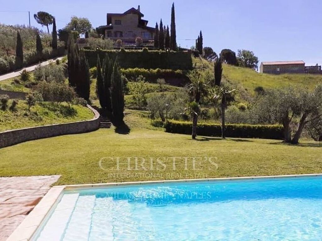Luxury House for sale in Capaccio, 2 000 000 €, Photo 1