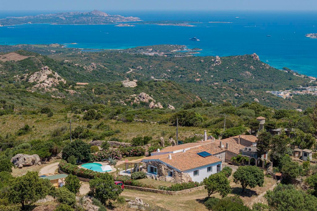 Maison de luxe à vendre à Arzachena, 1 330 000 €, Photo 1