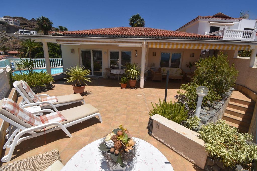 Luxury House for sale in Mogán, 650 000 €, Photo 2