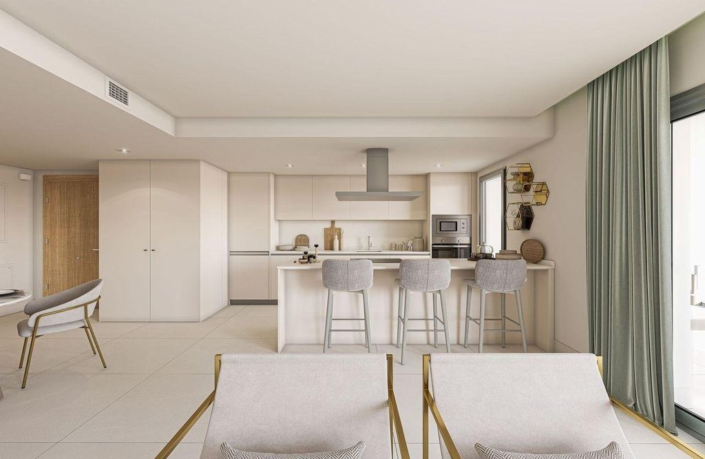 Luxury Apartment for sale in Manilva, 450 000 €, Photo 5