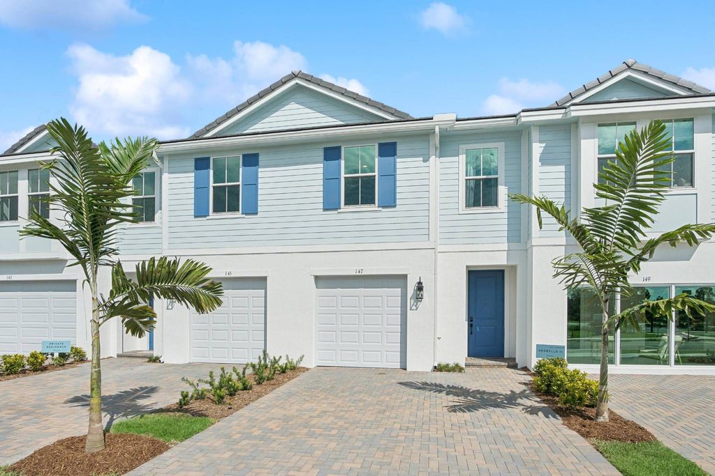 Luxury House for sale in Stuart, 447 414 €, Photo 1