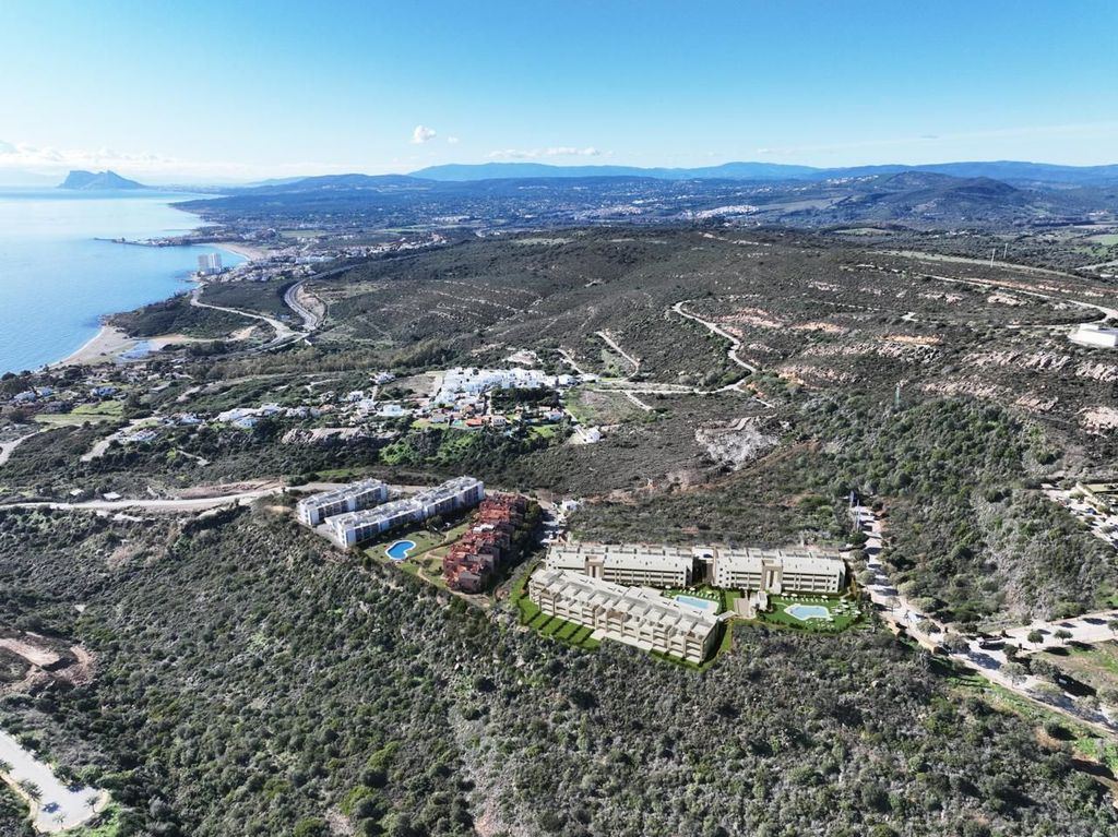 Luxury Apartment for sale in Manilva, 530 000 €, Photo 1