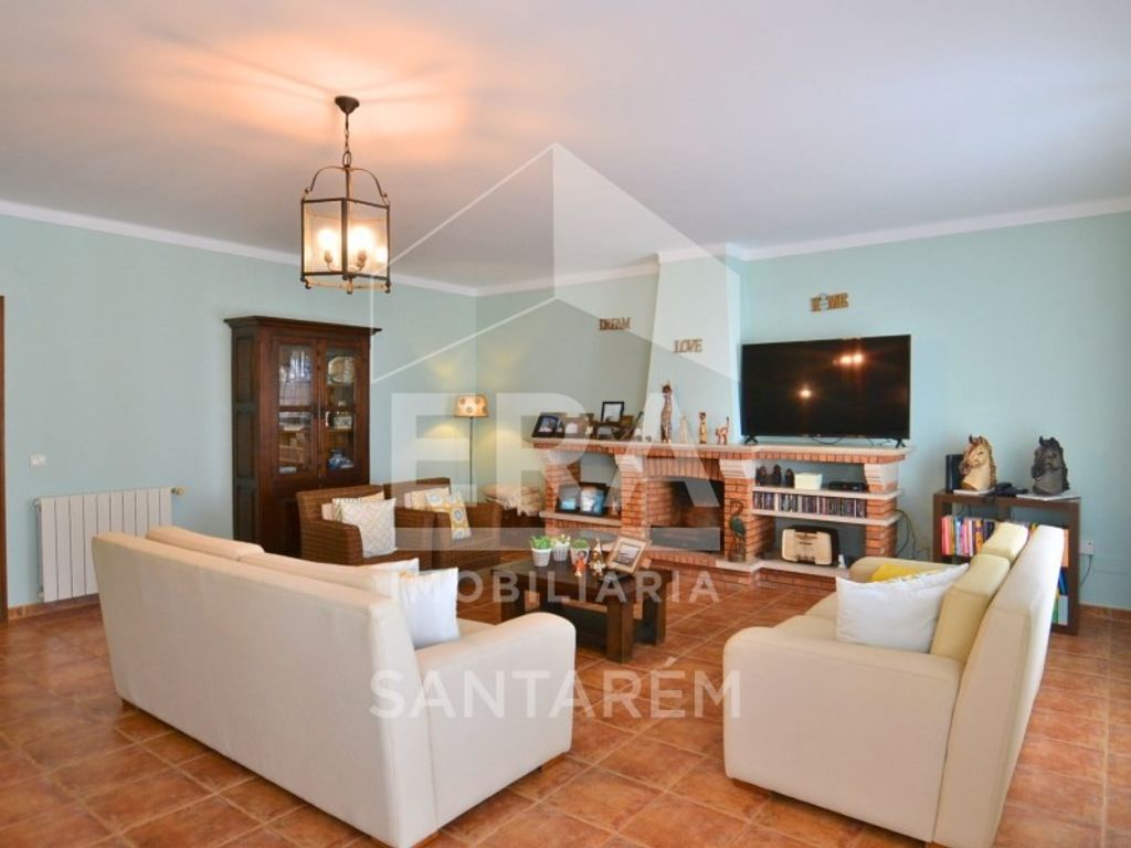 Maison de luxe à vendre à Cartaxo, 450 000 €, Photo 4