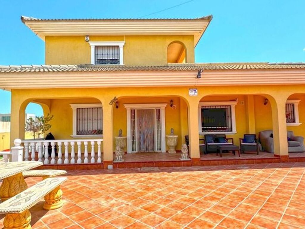 Luxury House for sale in Torrevieja, 610 000 €, Photo 6