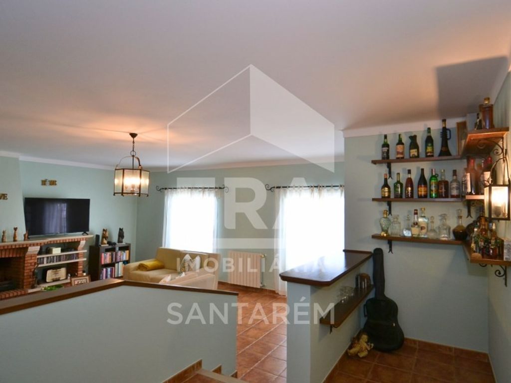 Maison de luxe à vendre à Cartaxo, 450 000 €, Photo 6