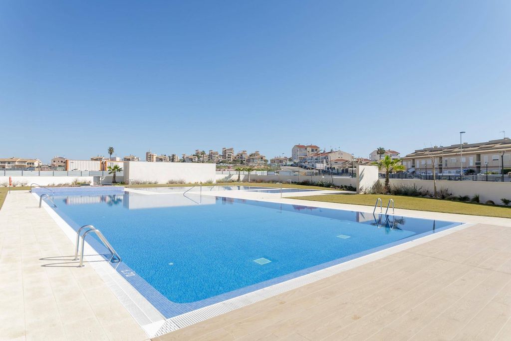 Luxury Apartment for sale in Torrevieja, 540 000 €, Photo 7