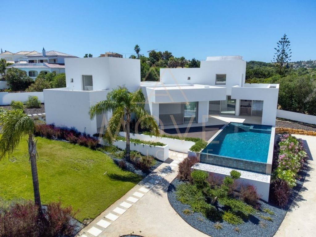 Luxury House for sale in Lagos, 2 575 000 €, Photo 2