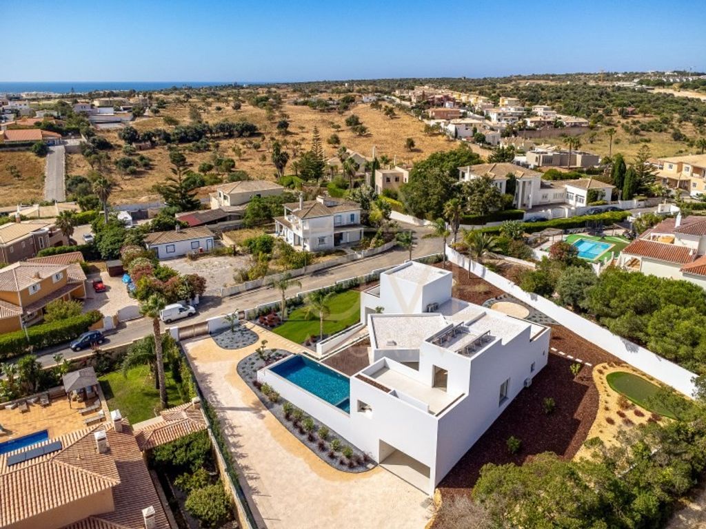 Luxury House for sale in Lagos, 2 575 000 €, Photo 4