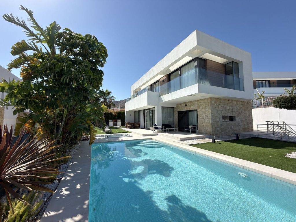 Maison de luxe à vendre à Villajoyosa, 1 340 000 €, Photo 2