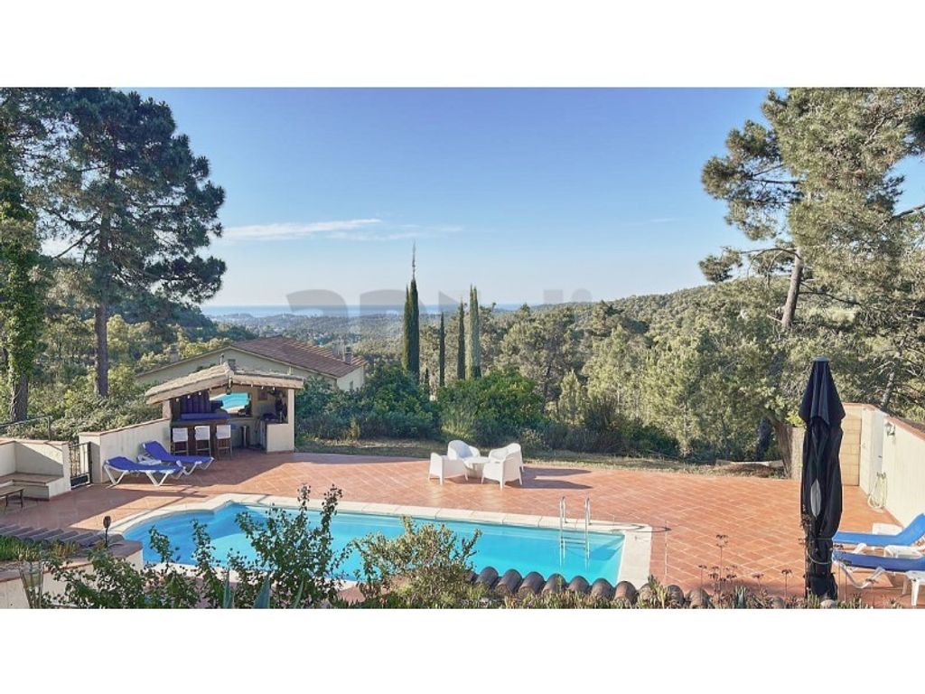 Luxury House for sale in Lloret de Mar, 595 000 €, Photo 3