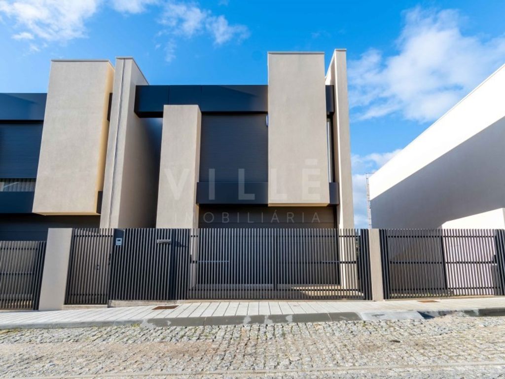 Luxury House for sale in Gondomar, 517 500 €, Photo 3