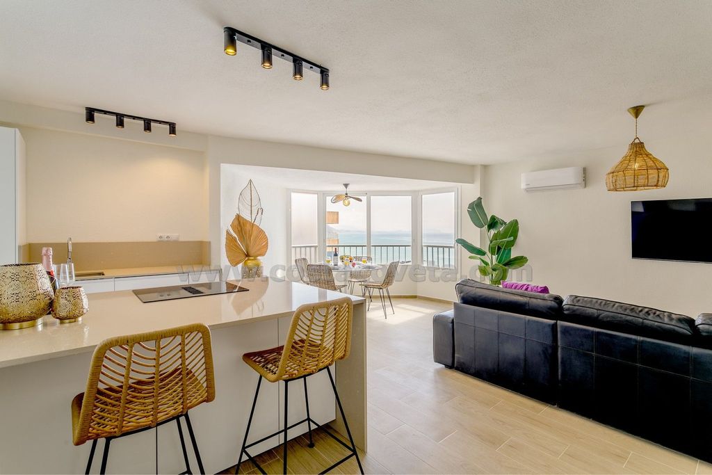 Luxury Apartment for sale in El Campello, 485 000 €, Photo 4