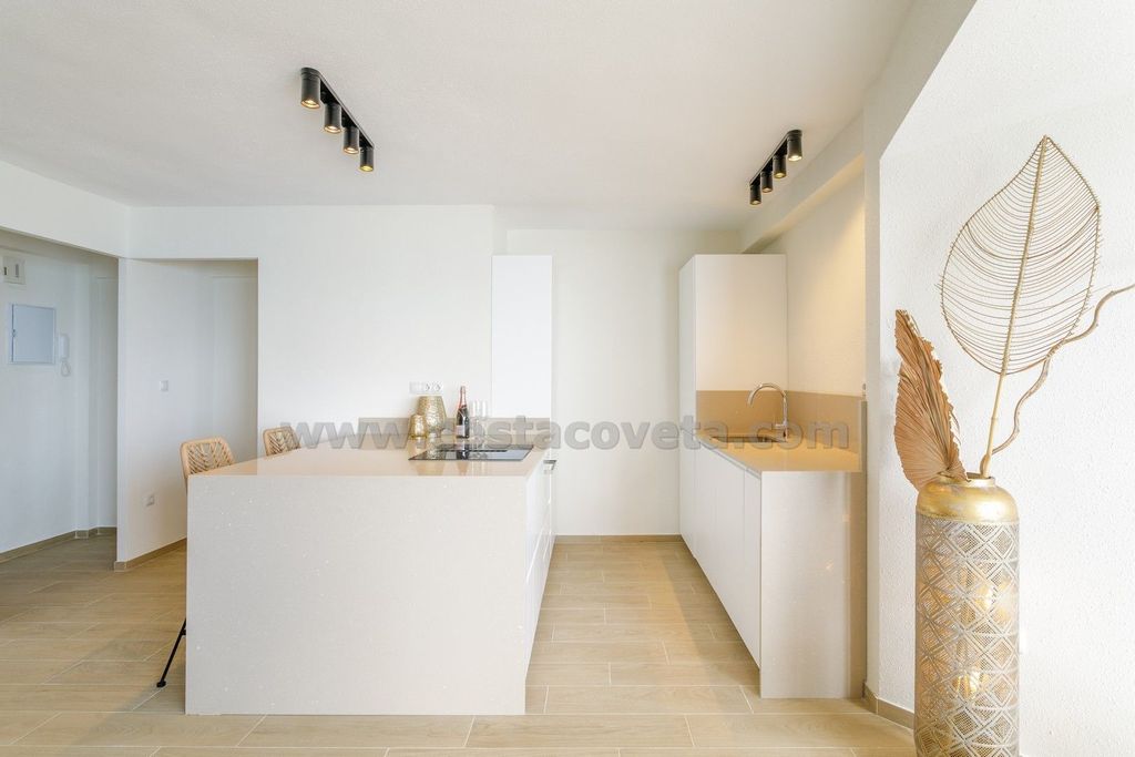 Luxury Apartment for sale in El Campello, 485 000 €, Photo 7
